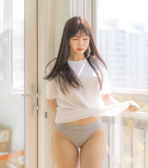 岳呻吟双腿大开呻吟视频_超清动漫在线观看