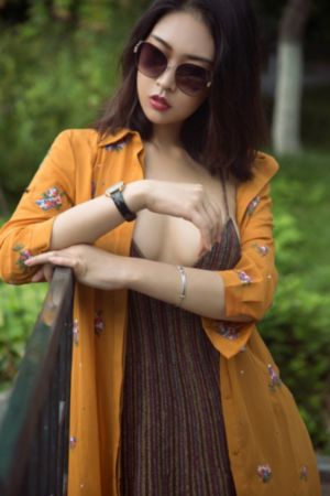 人妻办公室被强奷hd_免费观看
