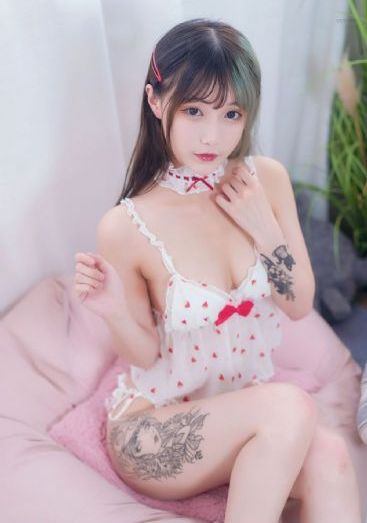 国产成人99亚洲综合精品_720免费高清观看