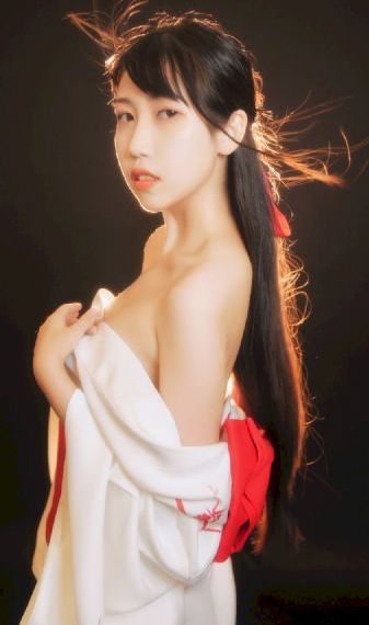 杉原杏璃三级av在线_高清免费高清观看