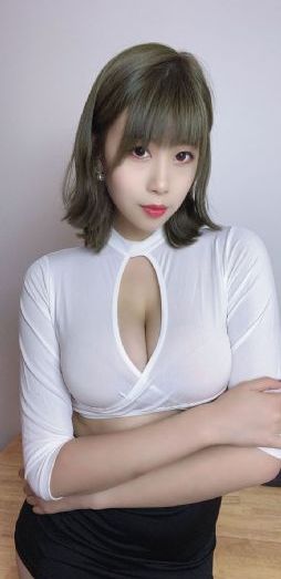 女警冰奴裸体调教乳环视频_高清手机在线看